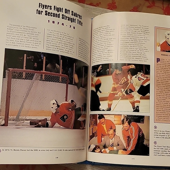 𝅺Great Book of Hockey oversized hardcover book - Picture 6 of 10